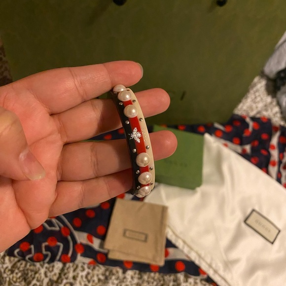 GUCCI Sylvie Web BRACELET Vintage PEARL Stud BEE Logo Italy S - Picture 9 of 11